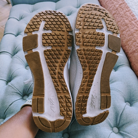 Avia athletic shoes Sz 6 - Picture 6 of 6